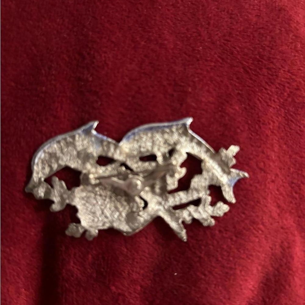 Dolphin‎ and Seashell brooch